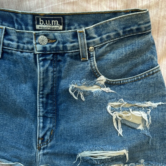 Vintage BUM Equipment Distressed Shorts - Picture 3 of 5